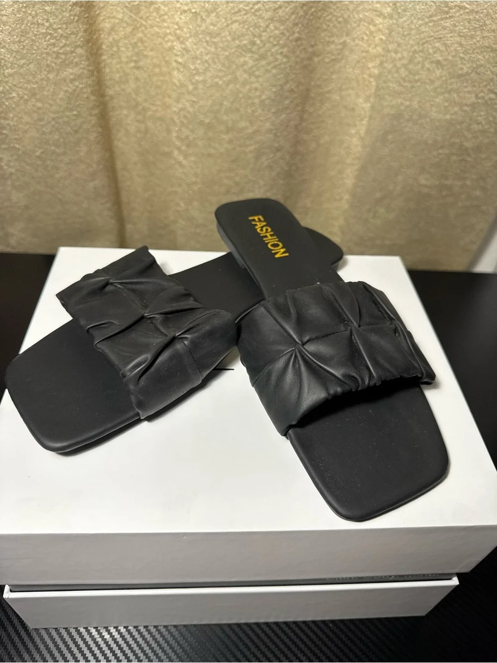 N/A stylish black